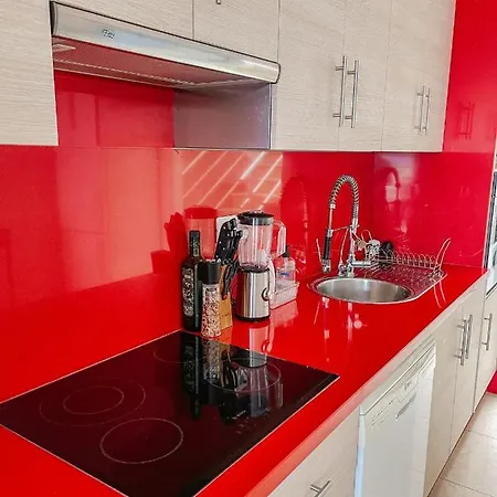 Luxurious Villa Fully Equipped In Adeje *