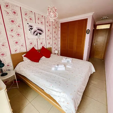 Luxurious Villa Fully Equipped In Adeje 别墅